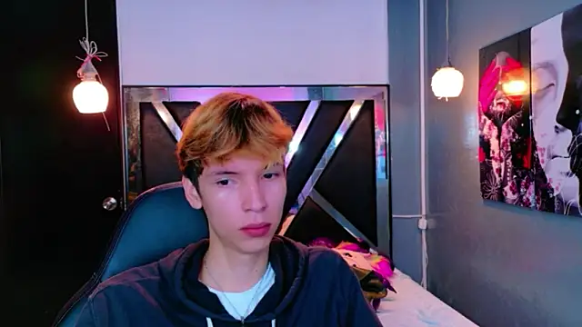 Liam Green1 online show from 12, 2, 2026