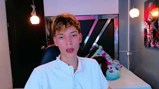 Liam Green1 online show from 9, 3, 2026