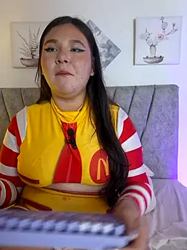 Wild lilhyy online show from 21, 4, 2026