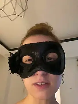 Snapshot of seluna_baby chatting on 11, 3, 2026 seluna baby online show from 11, 3, 2026