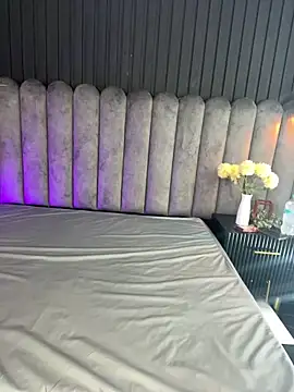 Nanda vixen  online show from 24, 4, 2026