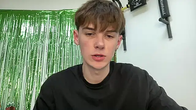 Snapshot of YourMilkyGuy chatting on 12, 3, 2026 YourMilkyGuy online show from 12, 3, 2026