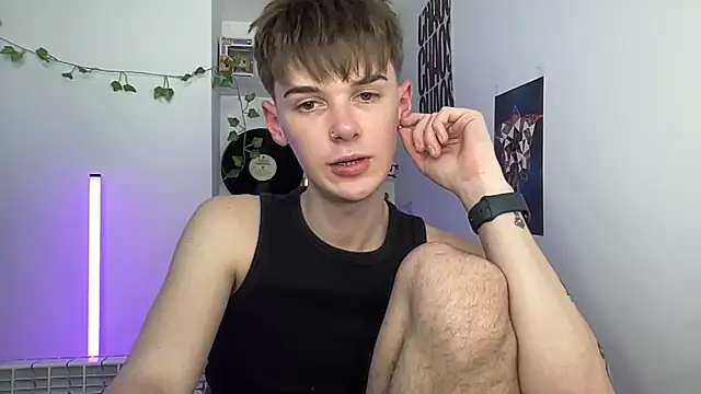 Snapshot of YourMilkyGuy chatting on 11, 5, 2026 YourMilkyGuy online show from 11, 5, 2026