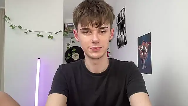 Snapshot of YourMilkyGuy chatting on 21, 5, 2026 YourMilkyGuy online show from 21, 5, 2026