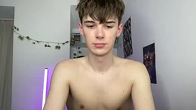 Snapshot of YourMilkyGuy chatting on 3, 6, 2026 YourMilkyGuy online show from 3, 6, 2026