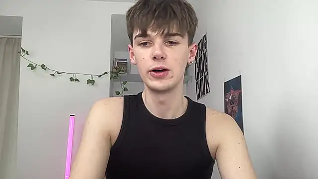 Snapshot of YourMilkyGuy chatting on 10, 6, 2026 YourMilkyGuy online show from 10, 6, 2026