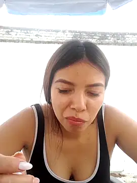 Ariana Castillo   online show from 21, 2, 2026