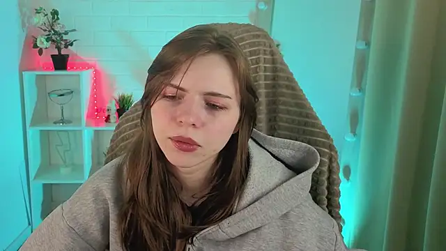 LesleySky online show from 4, 3, 2026