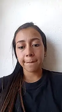 lili mint tf online show from 26, 4, 2026