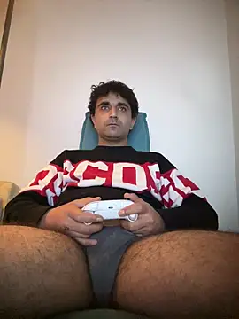 Snapshot of elia2711 chatting on 11, 3, 2026 elia2711 online show from 11, 3, 2026