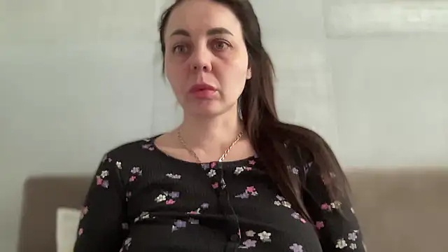 Darsy Rox online show from 25, 4, 2026