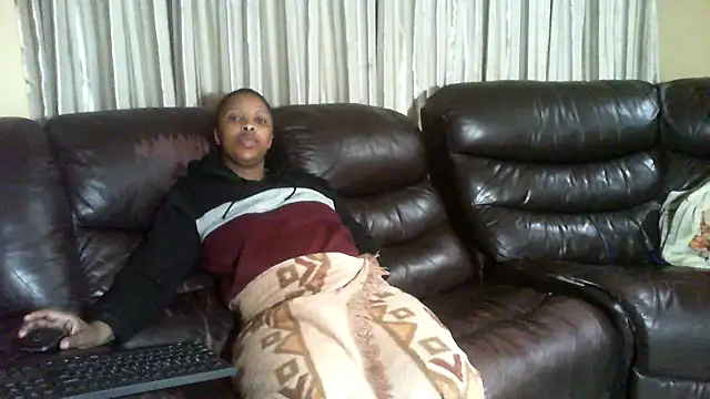 Caramel-Diva online show from 17, 4, 2026