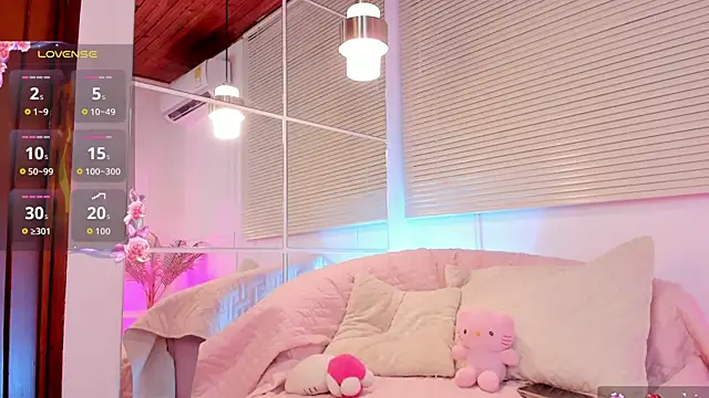 velvetnami online show from 24, 4, 2026