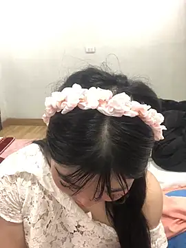 cuty lusy online show from 22, 3, 2026