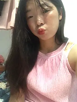 cuty lusy online show from 5, 6, 2026