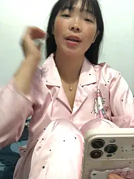 cuty lusy online show from 14, 6, 2026