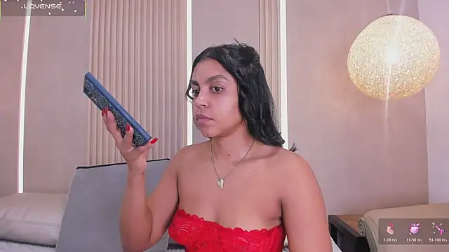 eva lain online show from 24, 4, 2026