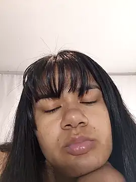 Snapshot of lumi_bellx chatting on 5, 4, 2026 lumi bellx online show from 5, 4, 2026
