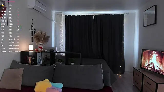 AmyLouWood online show from 21, 2, 2026