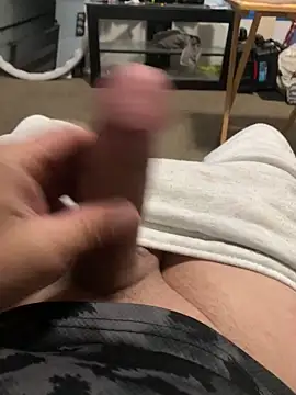 Snapshot of Bighardthrobbingcock4 chatting on 17, 2, 2026 Bighardthrobbingcock4 online show from 17, 2, 2026