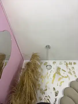 Snapshot of sabrina_lafaux_cr chatting on 8, 3, 2026 sabrina lafaux cr online show from 8, 3, 2026