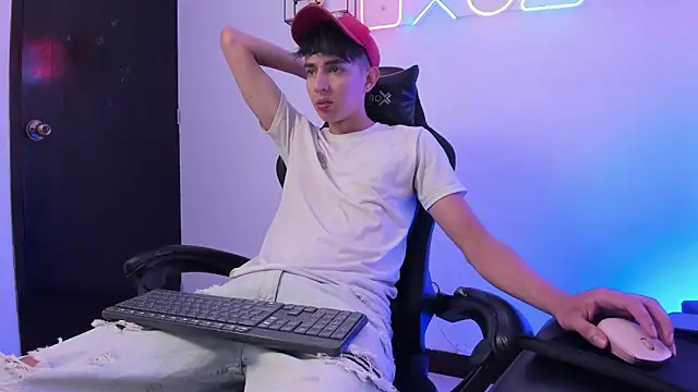 light eyes  online show from 28, 4, 2026