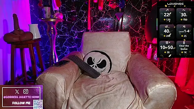 GoddessJulietteNoiir online show from 10, 6, 2026
