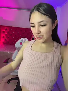 Snapshot of babyy_nicols_m chatting on 8, 7, 2026 babyy nicols m online show from 8, 7, 2026
