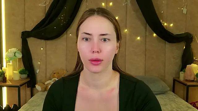 Arielle Vade online show from 11, 6, 2026