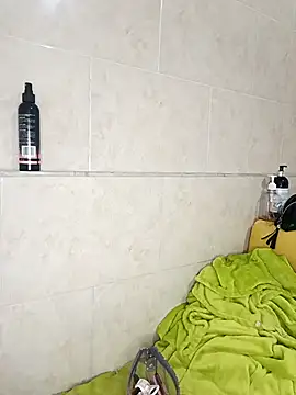 BrianaSweetxxx online show from 19, 4, 2026