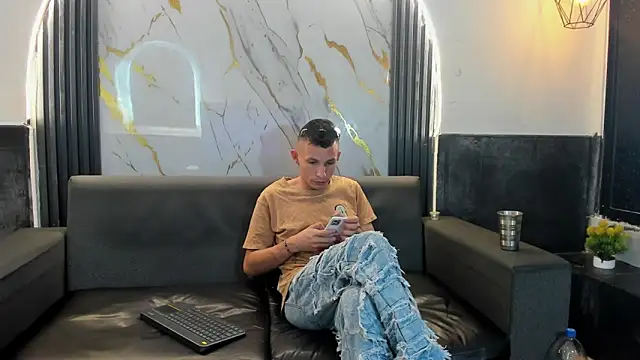 Isaak 26 online show from 29, 3, 2026