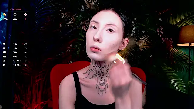 Snapshot of roxy_morrison_x chatting on 29, 4, 2026 roxy morrison x online show from 29, 4, 2026