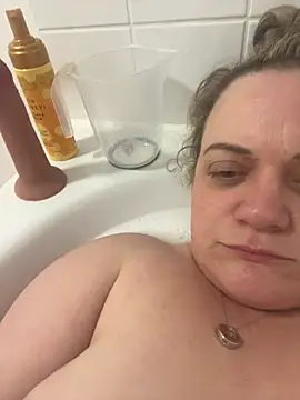 Piper Milf 36 online show from 8, 3, 2026