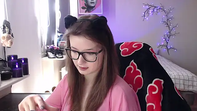 LunaXcherry online show from 1, 5, 2026