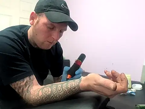 Snapshot of dave32000 chatting on 19, 2, 2026 dave32000 online show from 19, 2, 2026