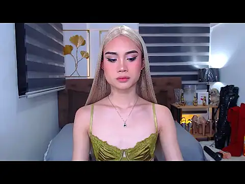 JuicyCockThea online show from 23, 4, 2026