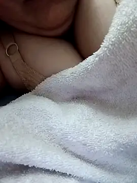 Simran 008 online show from 4, 4, 2026