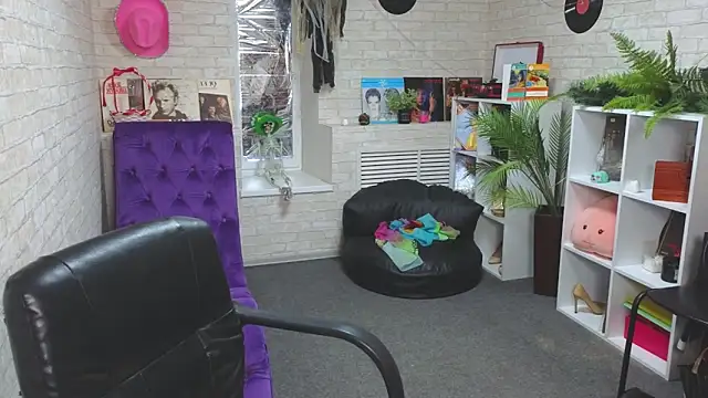 Anna Kenan online show from 14, 3, 2026