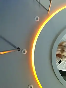 Julia2027 online show from 10, 3, 2026