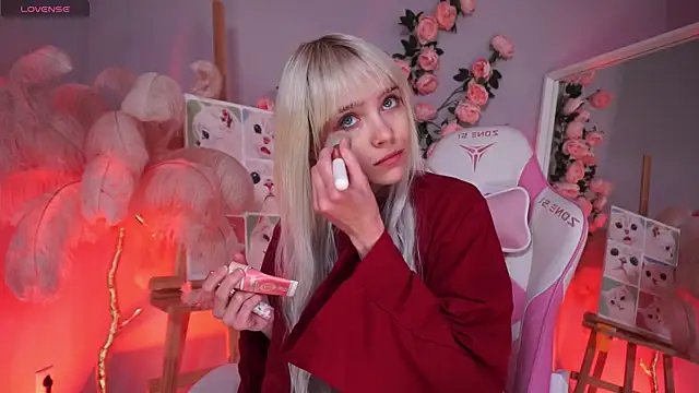 wow angel online show from 26, 4, 2026