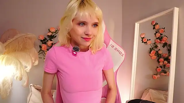 wow angel online show from 25, 7, 2026