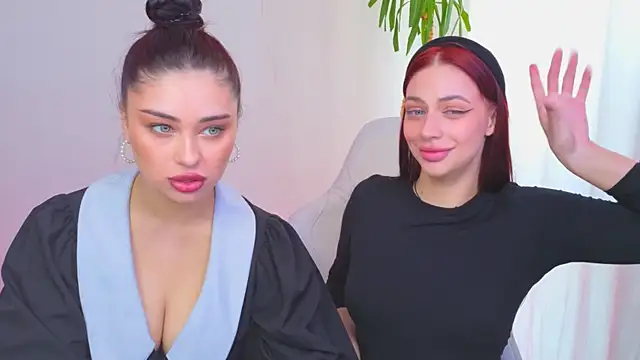 Sofia Plump online show from 27, 4, 2026