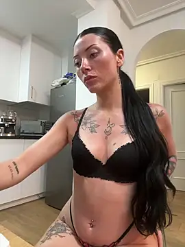 Karmenlovex online show from 23, 4, 2026