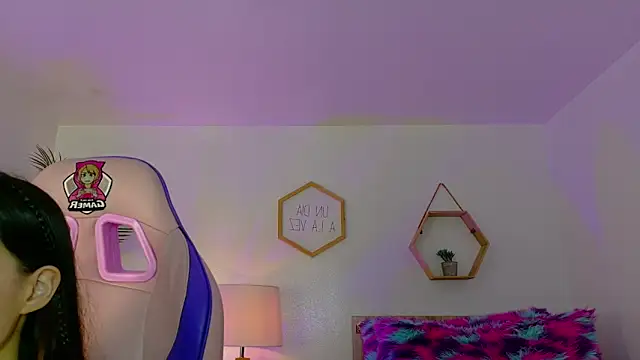 Shopie Colucci online show from 29, 7, 2026