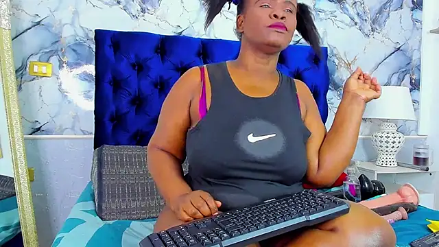 EBONY SWEEET  online show from 23, 7, 2026