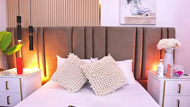 SaraLugo online show from 20, 4, 2026