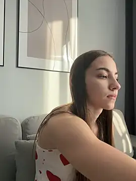  Patricia P online show from 25, 4, 2026