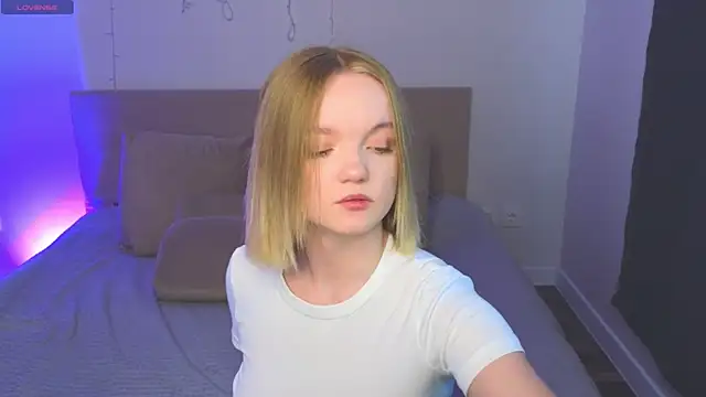 StellaBunny online show from 23, 4, 2026