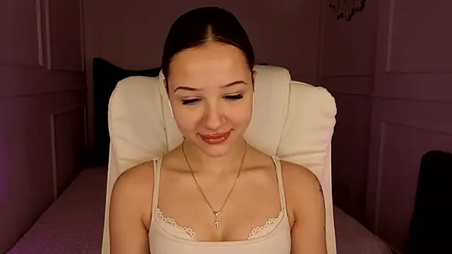 baby brunettee  online show from 5, 3, 2026