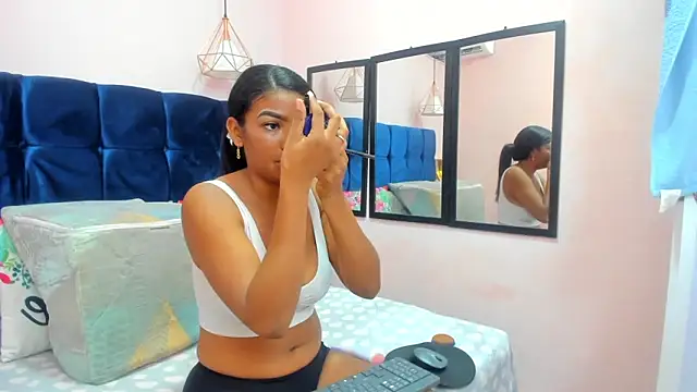 Sexy ebony 1 online show from 19, 4, 2026